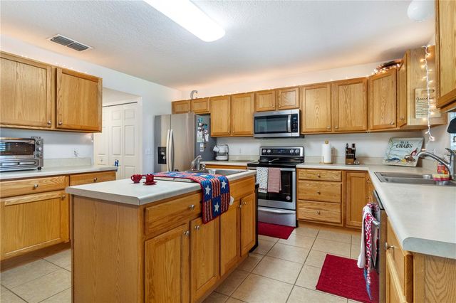 2927 SE 46TH AVENUE, Ocala, FL 34480