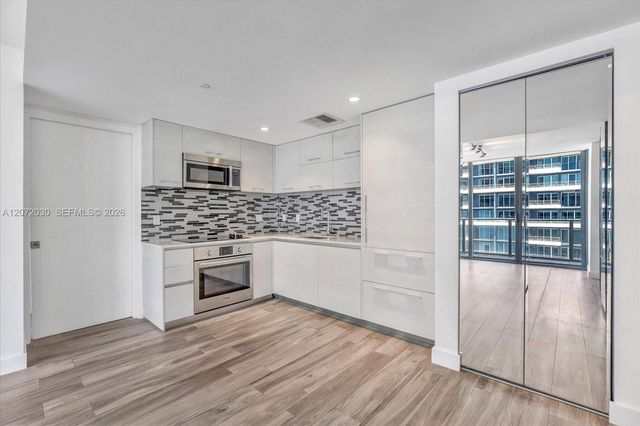 1300 S Miami Avenue 4807, Miami, FL 33130