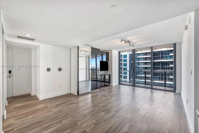 1300 S Miami Avenue 4807, Miami, FL 33130