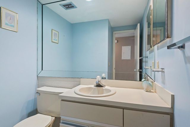 3800 Galt Ocean Drive 607, Fort Lauderdale, FL 33308