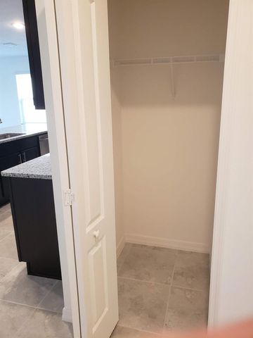 10621 SW Vasari Way, Port St. Lucie, FL 34987
