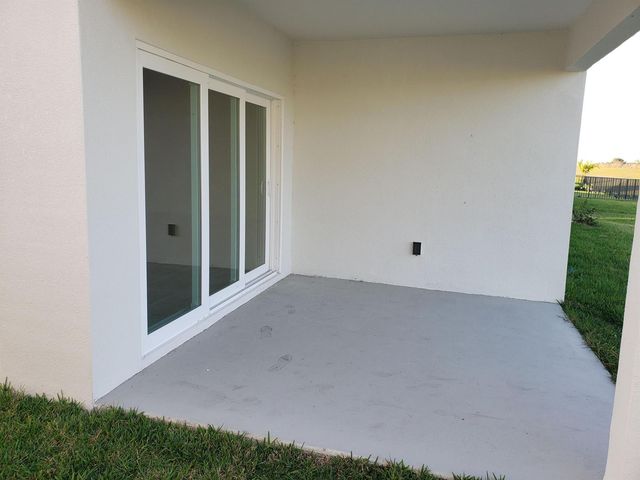 10621 SW Vasari Way, Port St. Lucie, FL 34987