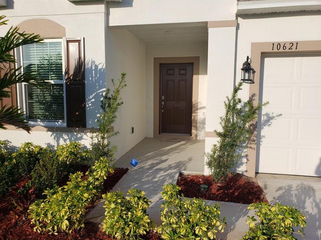 10621 SW Vasari Way, Port St. Lucie, FL 34987