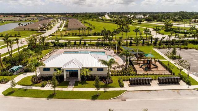 10621 SW Vasari Way, Port St. Lucie, FL 34987