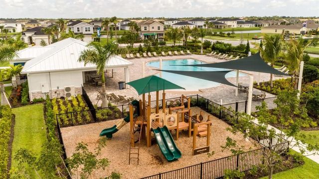 10621 SW Vasari Way, Port St. Lucie, FL 34987