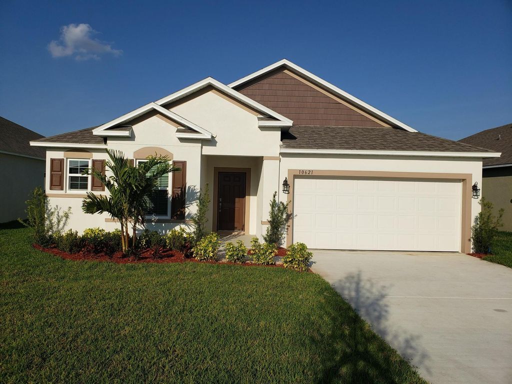 10621 SW Vasari Way, Port St. Lucie, FL 34987
