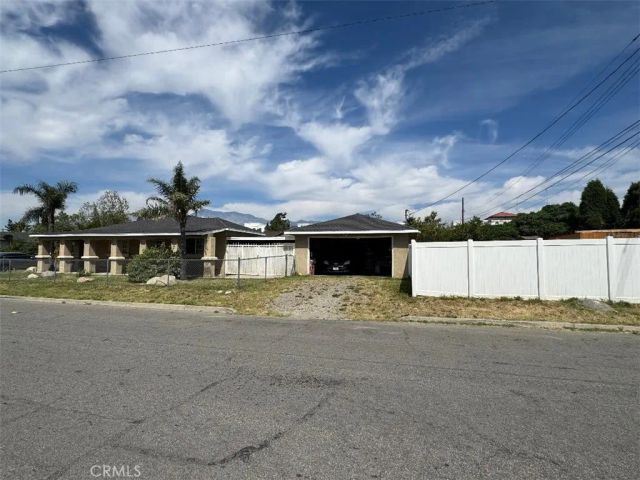14888 Ivy, Fontana, CA 92335