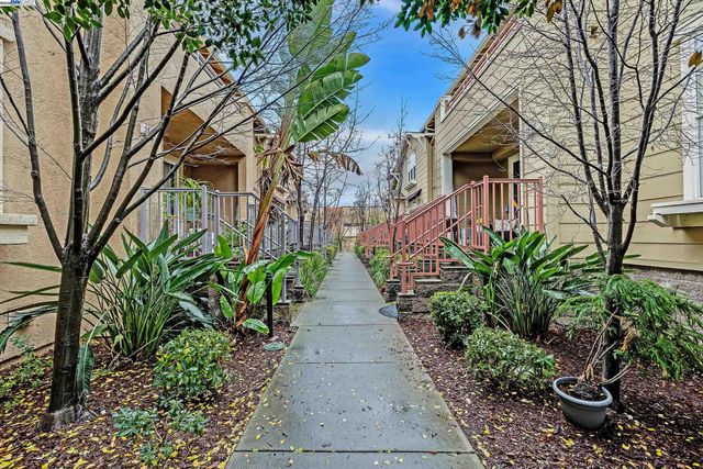 1594 Tucker St 56, Oakland, CA 94603