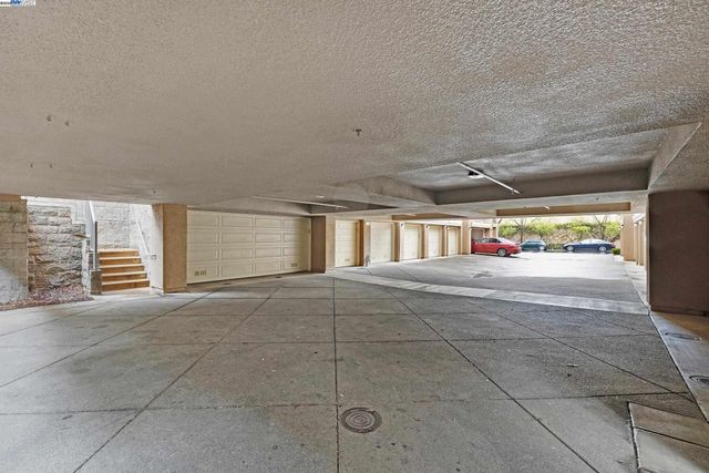 1594 Tucker St 56, Oakland, CA 94603
