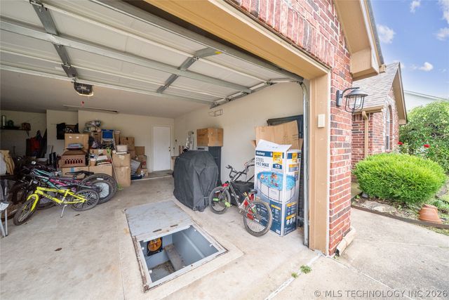 8140 Silverado Road, Claremore, OK 74019