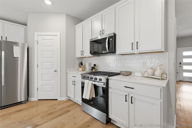 10121 E 132 Street S, Bixby, OK 74008