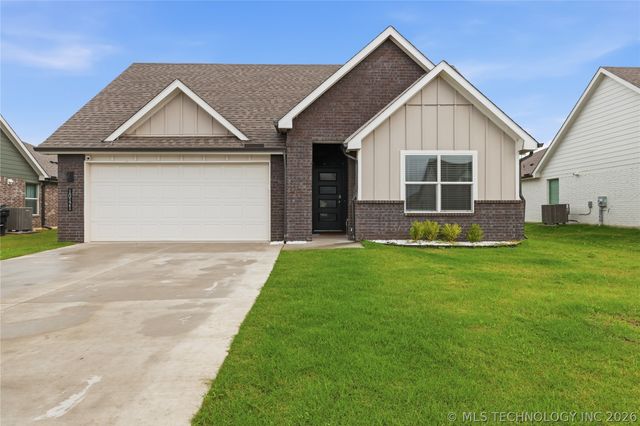 10121 E 132 Street S, Bixby, OK 74008