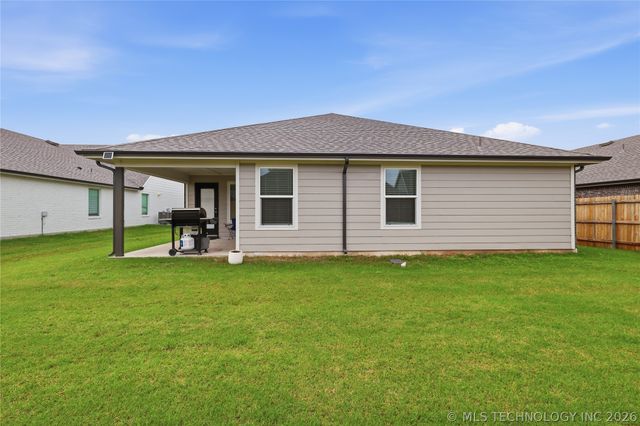 10121 E 132 Street S, Bixby, OK 74008