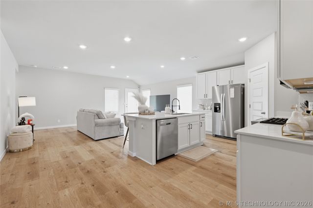 10121 E 132 Street S, Bixby, OK 74008
