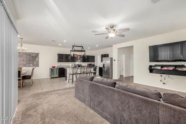 5227 E IRIDIUM Way, San Tan Valley, AZ 85143