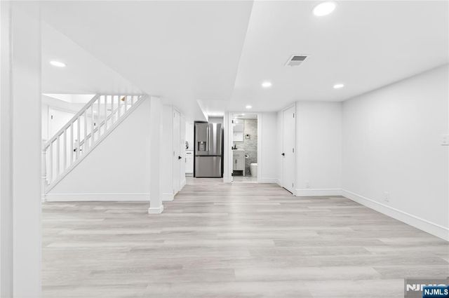 110 Central Avenue, Rochelle Park, NJ 07662