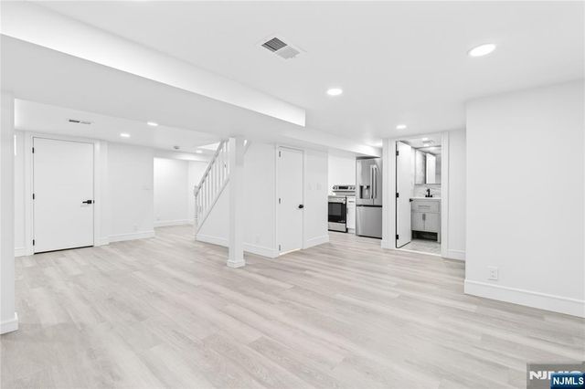 110 Central Avenue, Rochelle Park, NJ 07662