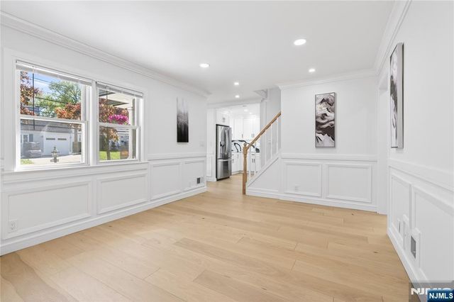 110 Central Avenue, Rochelle Park, NJ 07662