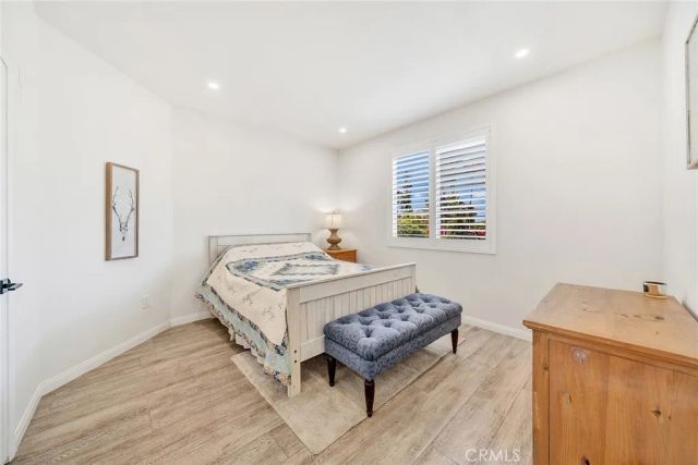 2960 Champion 904, Tustin, CA 92782