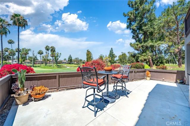 2960 Champion 904, Tustin, CA 92782