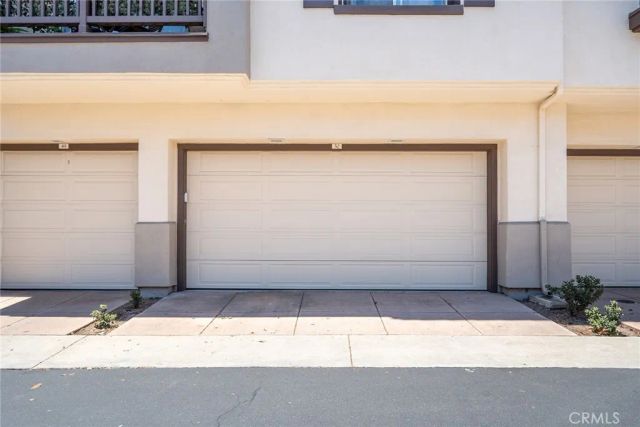 2960 Champion 904, Tustin, CA 92782