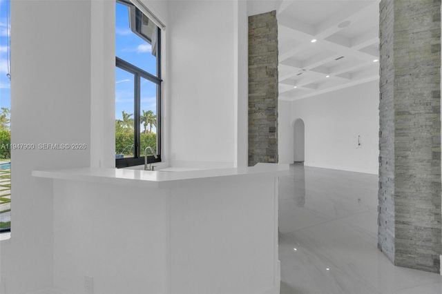 15040 SW 16th St, Davie, FL 33326