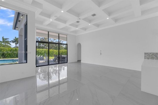 15040 SW 16th St, Davie, FL 33326