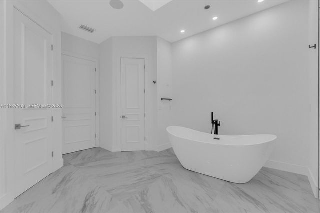 15040 SW 16th St, Davie, FL 33326