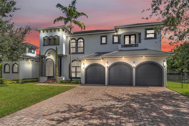 15040 SW 16th St, Davie, FL 33326