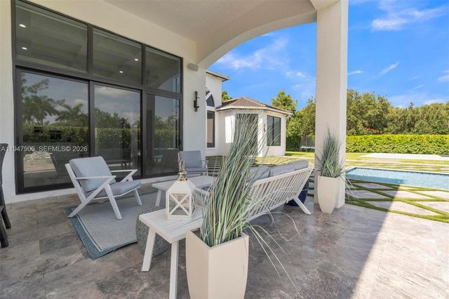 15040 SW 16th St, Davie, FL 33326