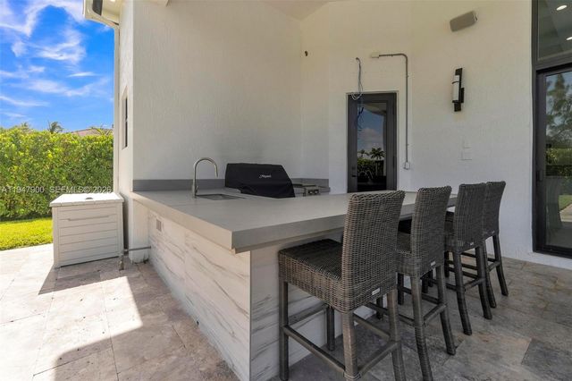 15040 SW 16th St, Davie, FL 33326