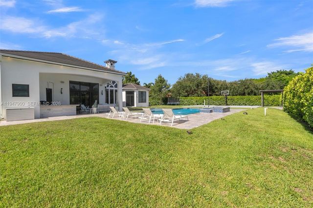 15040 SW 16th St, Davie, FL 33326