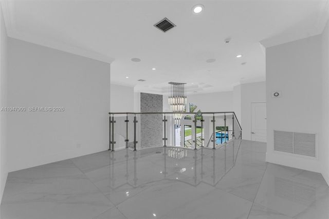 15040 SW 16th St, Davie, FL 33326