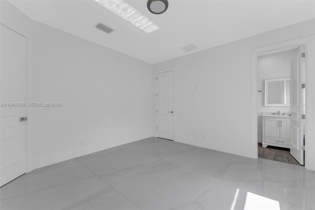 15040 SW 16th St, Davie, FL 33326