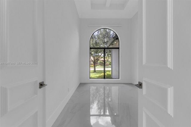 15040 SW 16th St, Davie, FL 33326