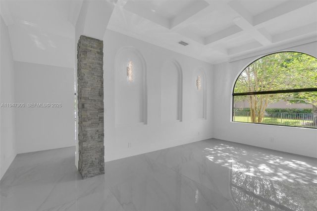 15040 SW 16th St, Davie, FL 33326