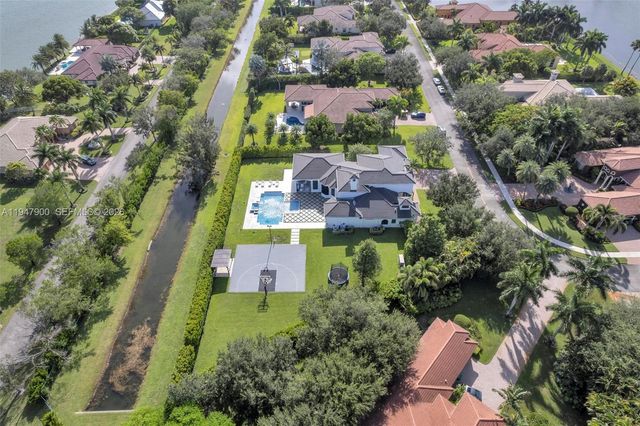 15040 SW 16th St, Davie, FL 33326