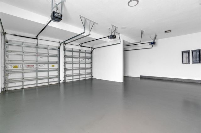 15040 SW 16th St, Davie, FL 33326