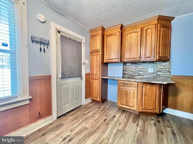 218 W FRANKLIN ST, Womelsdorf, PA 19567