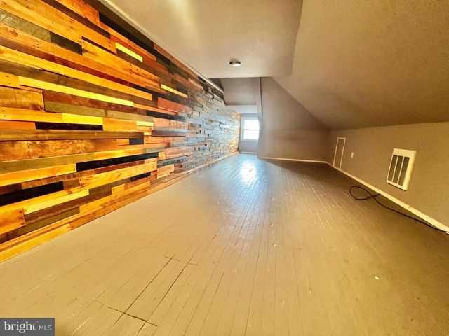 218 W FRANKLIN ST, Womelsdorf, PA 19567