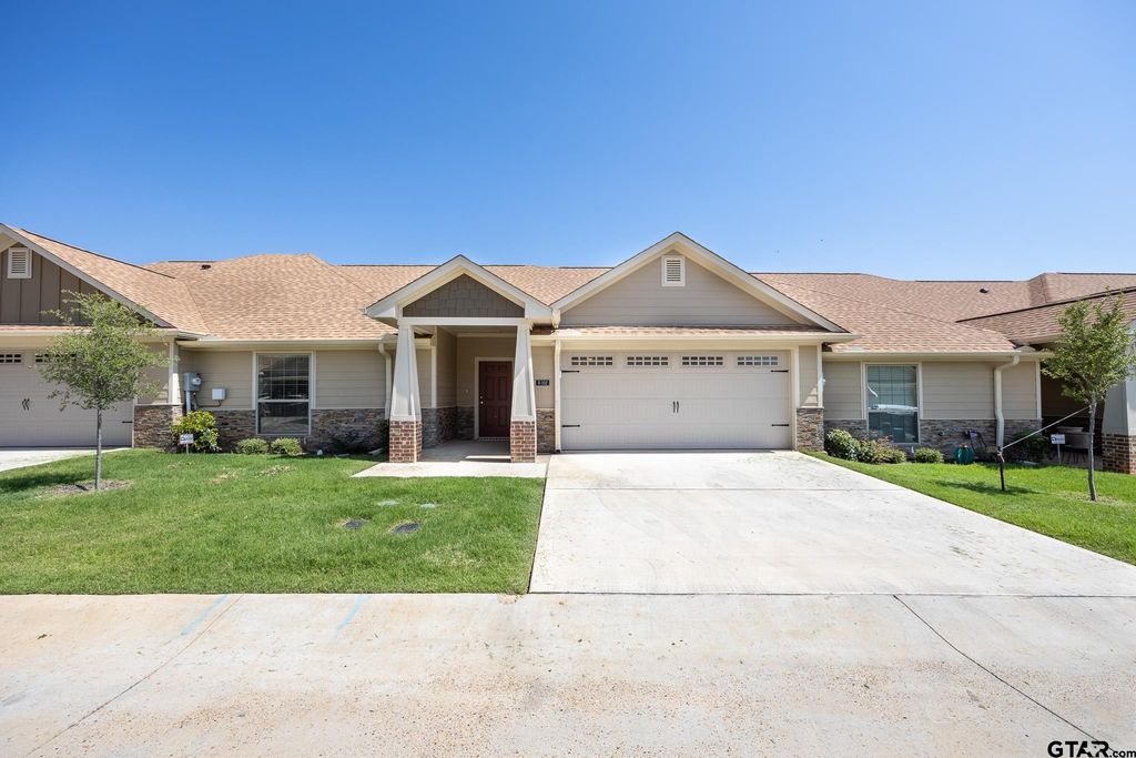815 E. Grande Blvd., Tyler, TX 75703