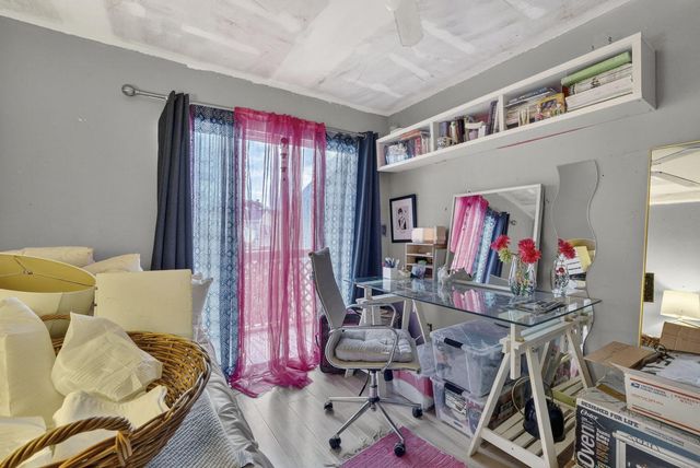 153 W Hemingway Circle W, Margate, FL 33063