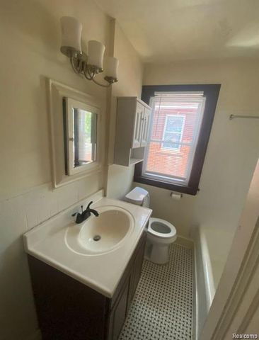 14280 Freeland Street, Detroit, MI 48227