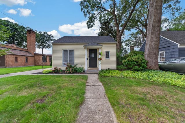 1629 Montague Avenue, Muskegon, MI 49441