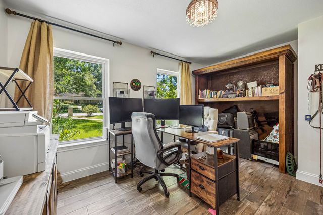 2301 Hill N Dale Drive, Irving, TX 75038