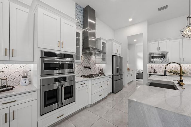 34135 TOMPION WAY, Wesley Chapel, FL 33543