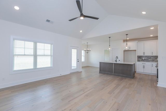 405 West Point Court, Richmond, KY 40475