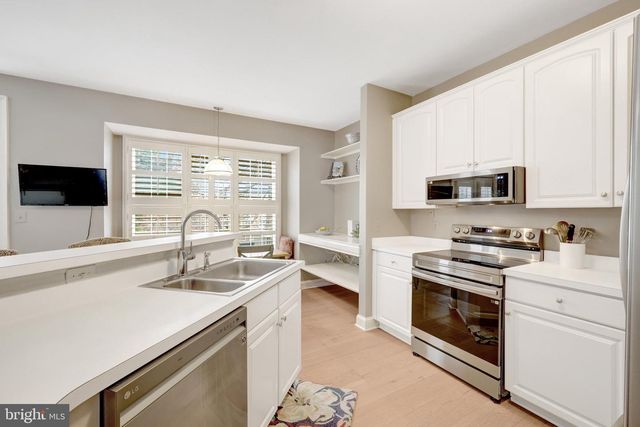 1309 SUNDIAL DR, Reston, VA 20194