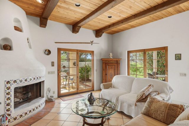 12983 Guacamayo, San Diego, CA 92128