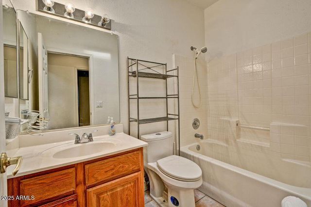 3438 E ROCKWOOD Drive, Phoenix, AZ 85050